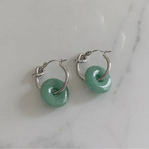 Jade earrings, Dangle Jade earrings, green jade earrings, Statement earrings - Picture 3 of 10